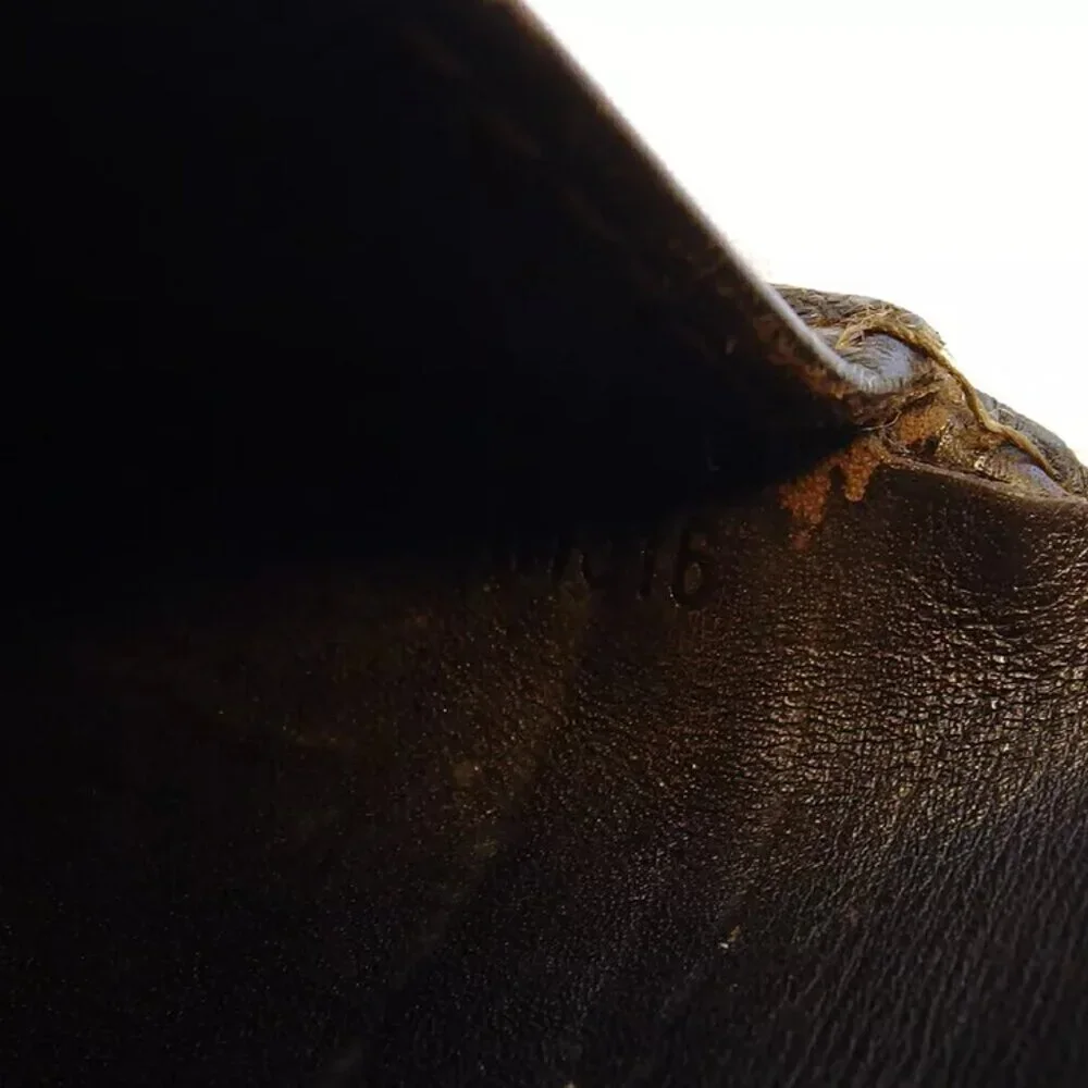 Louis Vuitton Two Folded Wallet Utah Uta Leather Authentic Used T19733 - Picture 7 of 10